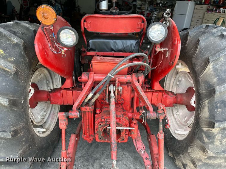 image for item DS2149 1957 International Harvester 350 Utility  tractor