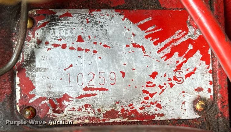 image for item DS2149 1957 International Harvester 350 Utility  tractor