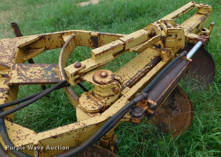 image for item GP9629 Three bottom terracing plow