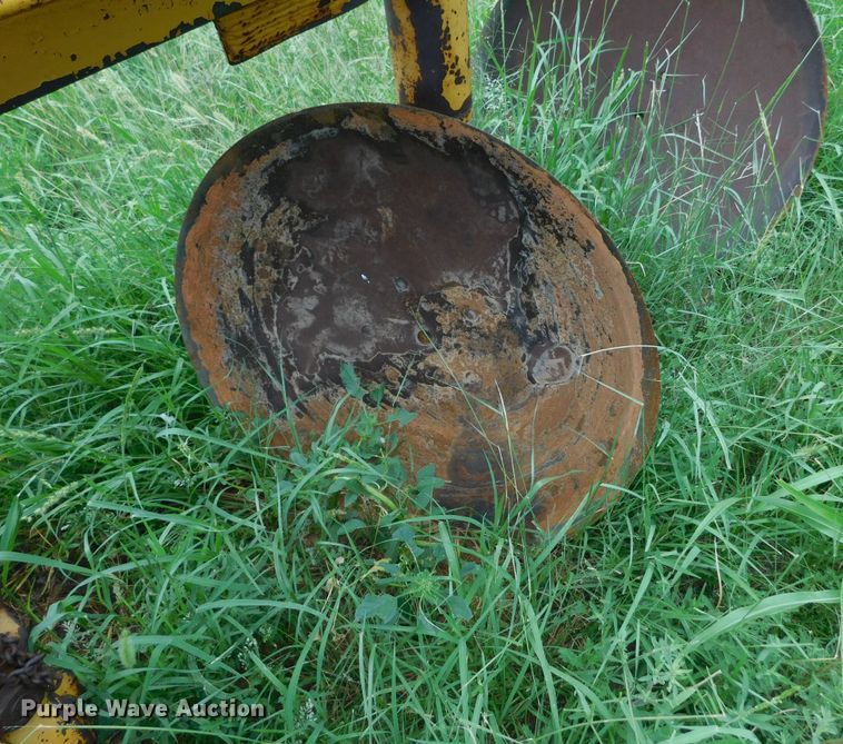 image for item GP9629 Three bottom terracing plow