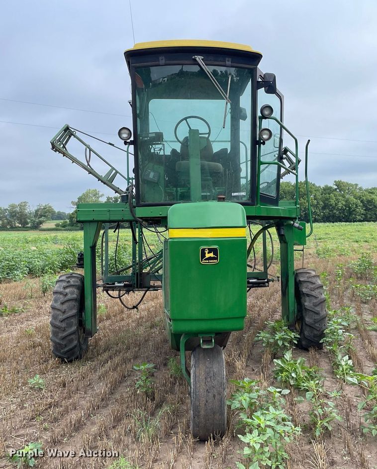 image for item JD9164 John Deere 6000  sprayer