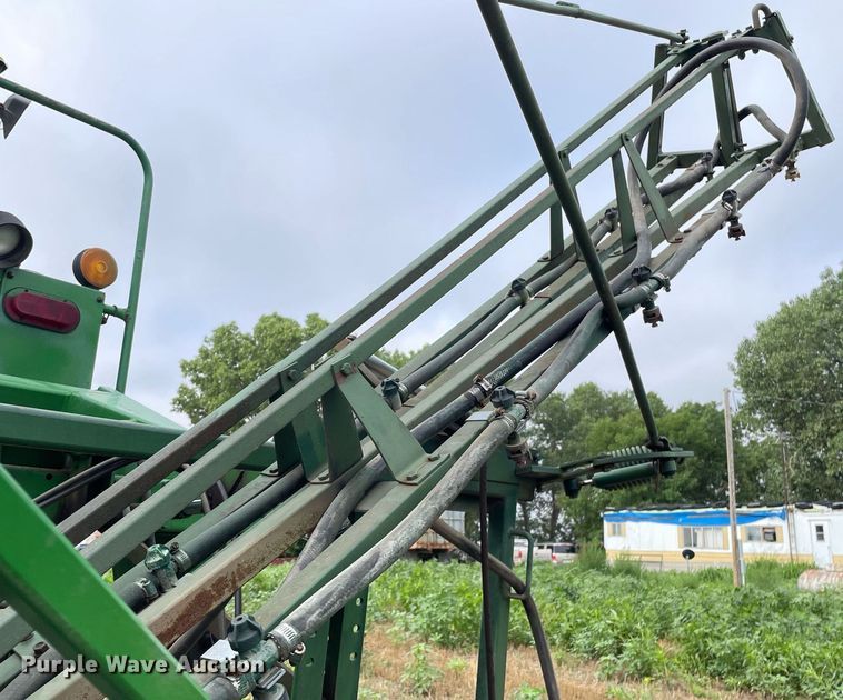 image for item JD9164 John Deere 6000  sprayer