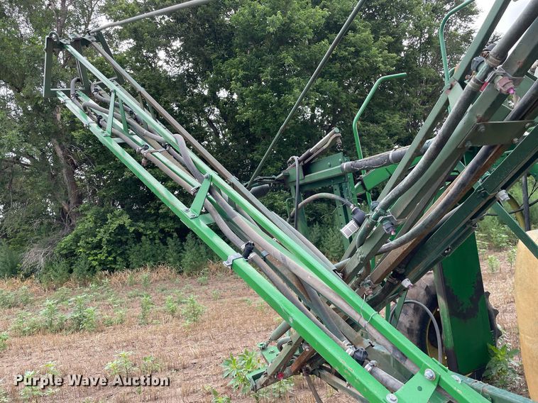image for item JD9164 John Deere 6000  sprayer