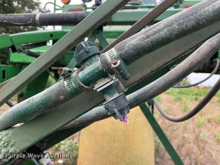 image for item JD9164 John Deere 6000  sprayer