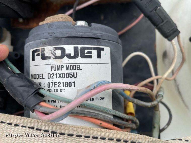 image for item JD9164 John Deere 6000  sprayer