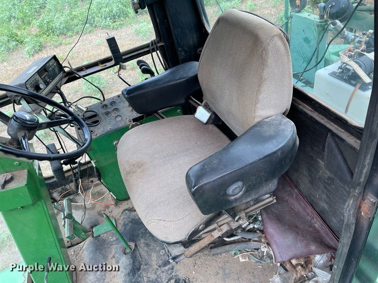 image for item JD9164 John Deere 6000  sprayer