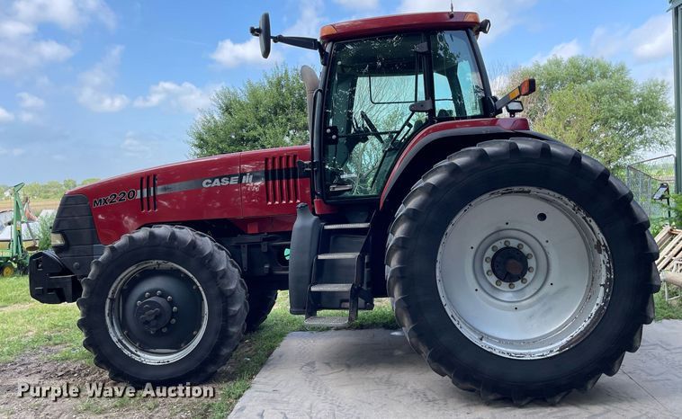 image for item JD9165 1999 Case MX220 Magnum  MFWD tractor