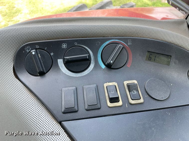 image for item JD9165 1999 Case MX220 Magnum  MFWD tractor