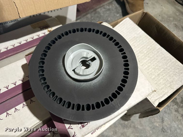 image for item JW9995 John Deere 7200  planter parts