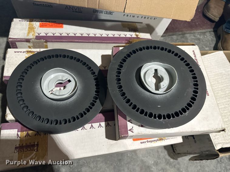 image for item JW9995 John Deere 7200  planter parts