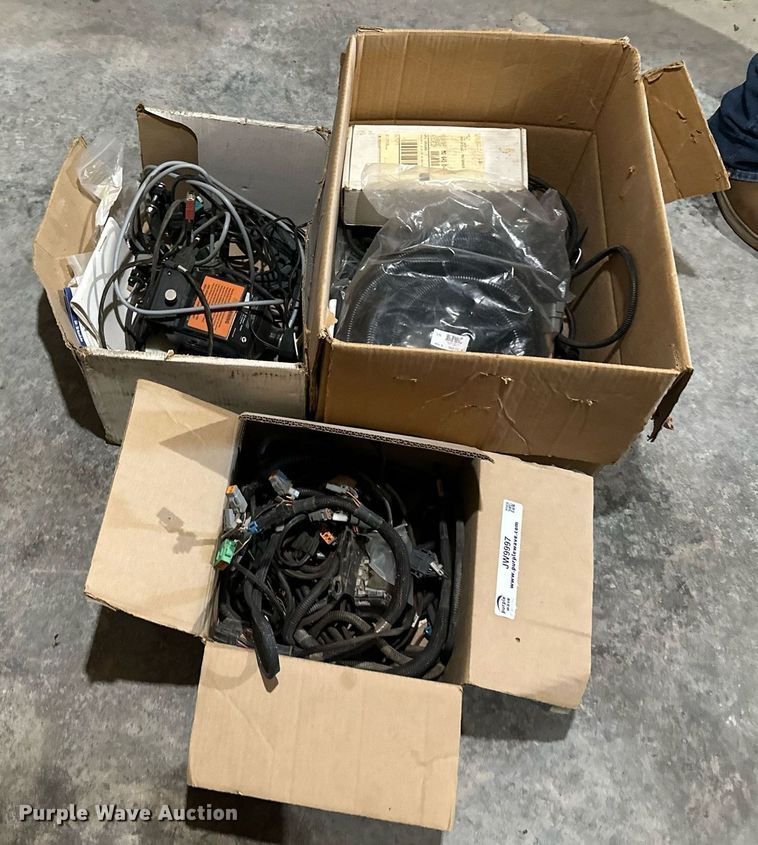 image for item JW9997 Trimble electronic equipment