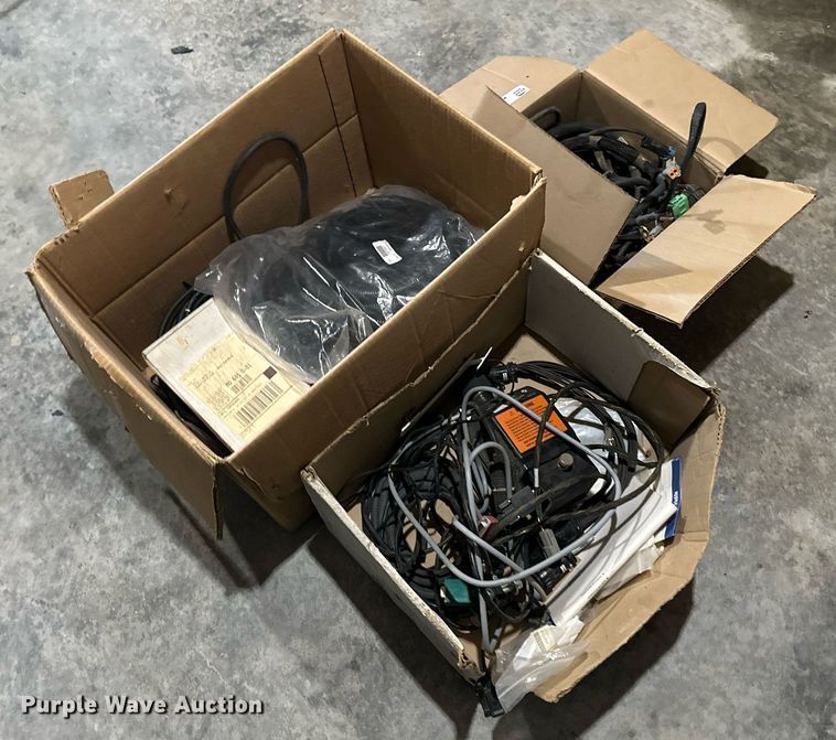 image for item JW9997 Trimble electronic equipment