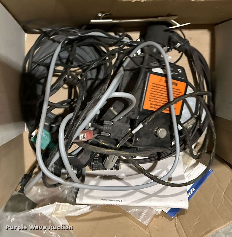 image for item JW9997 Trimble electronic equipment