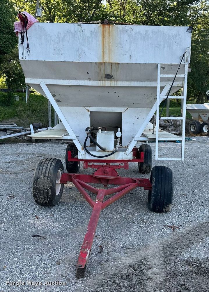 image for item JW9998 Simonson SMC  fertilizer tender