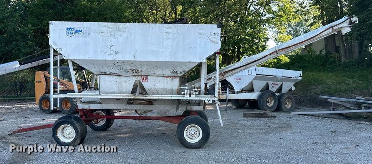 image for item JW9998 Simonson SMC  fertilizer tender