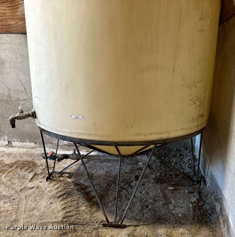 image for item JW9999 Poly tank