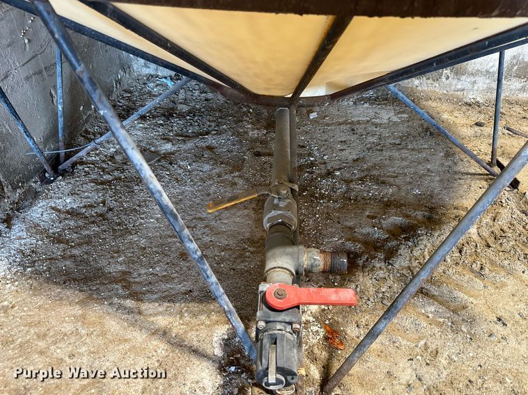 image for item JW9999 Poly tank