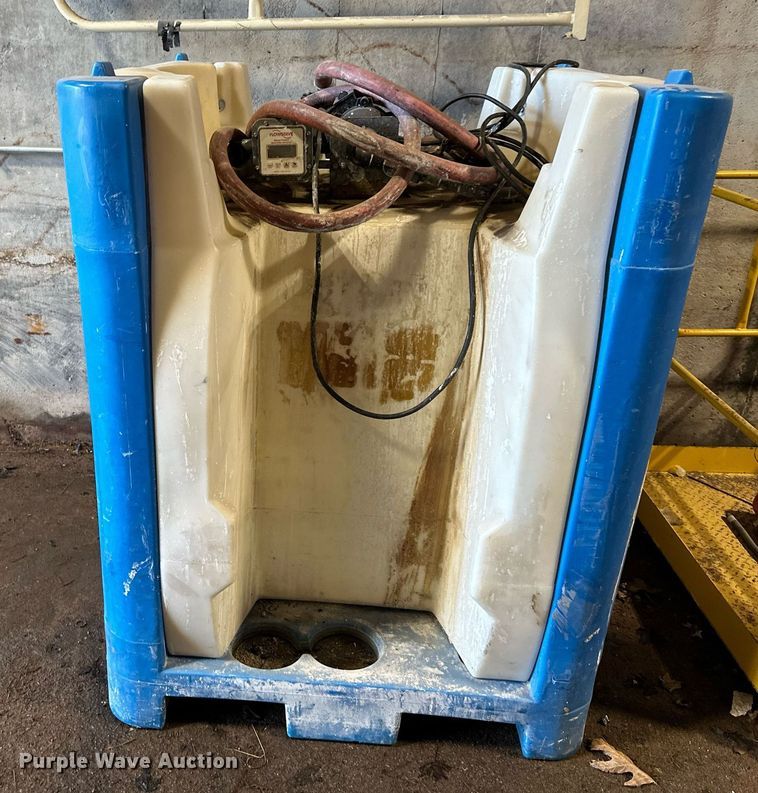 image for item JX9000 (12) tanks