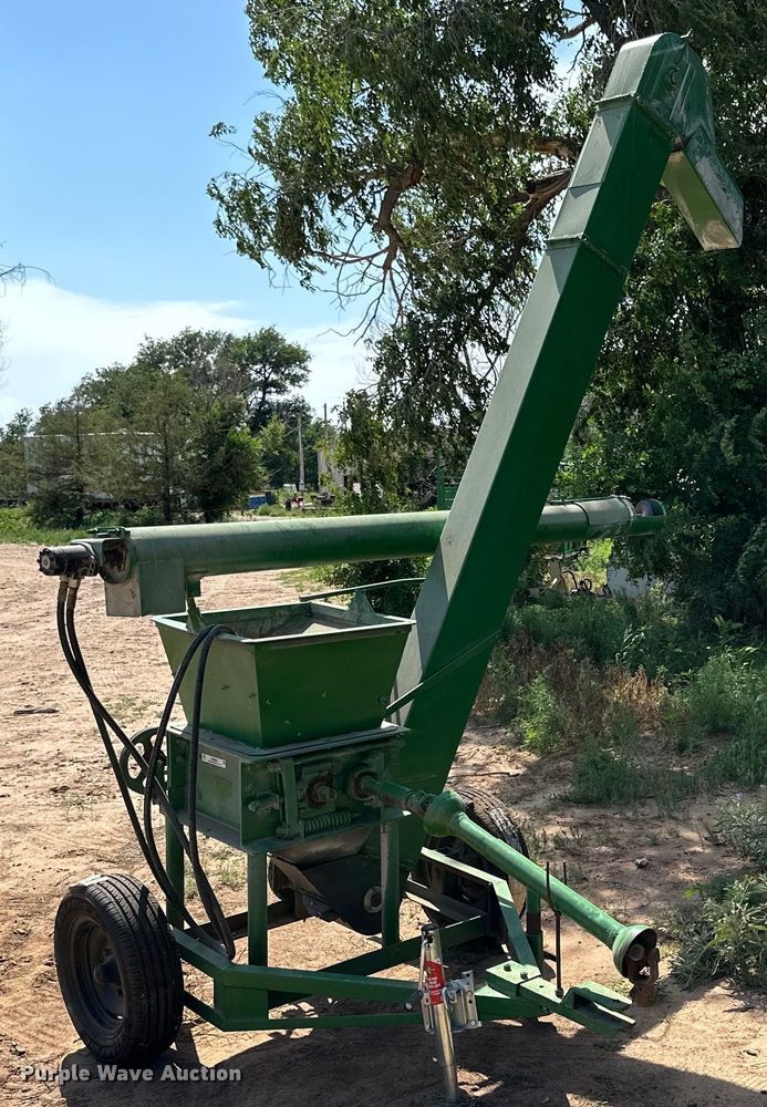 image for item KM9853 Henke Machine  feed grinder/mixer