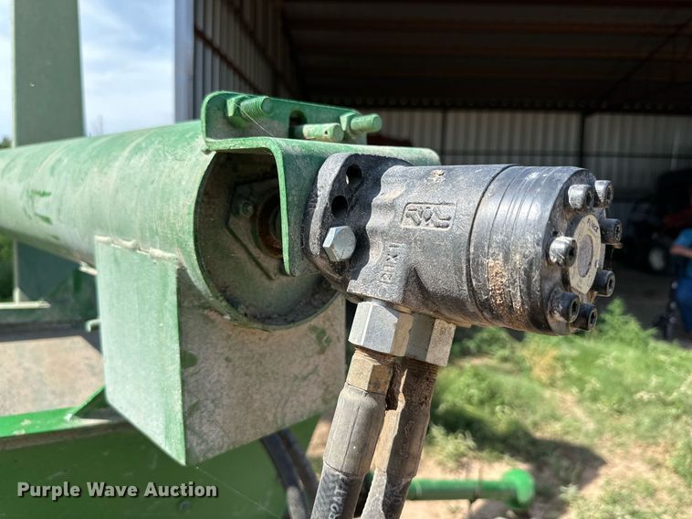 image for item KM9853 Henke Machine  feed grinder/mixer