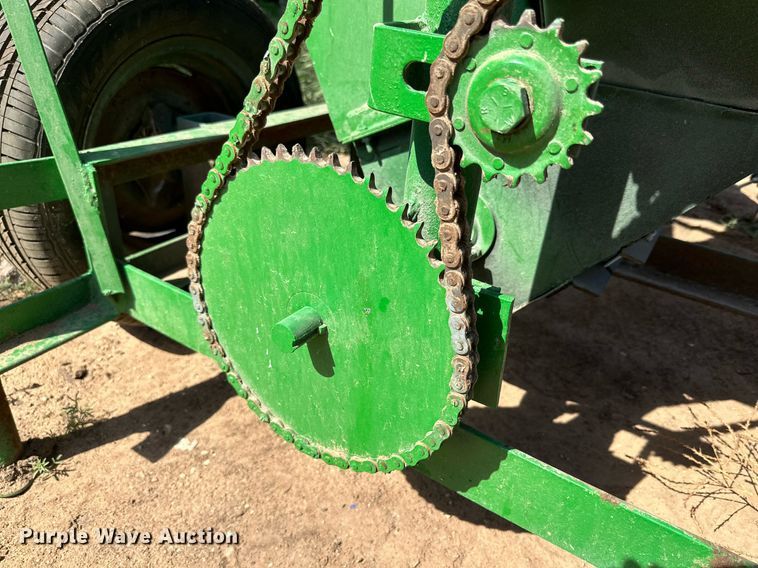 image for item KM9853 Henke Machine  feed grinder/mixer