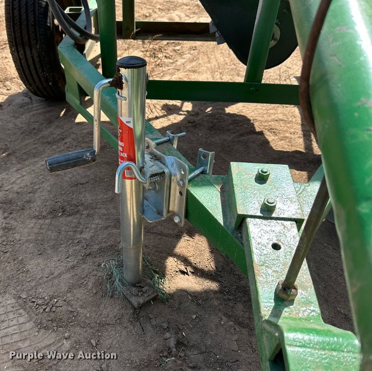 image for item KM9853 Henke Machine  feed grinder/mixer