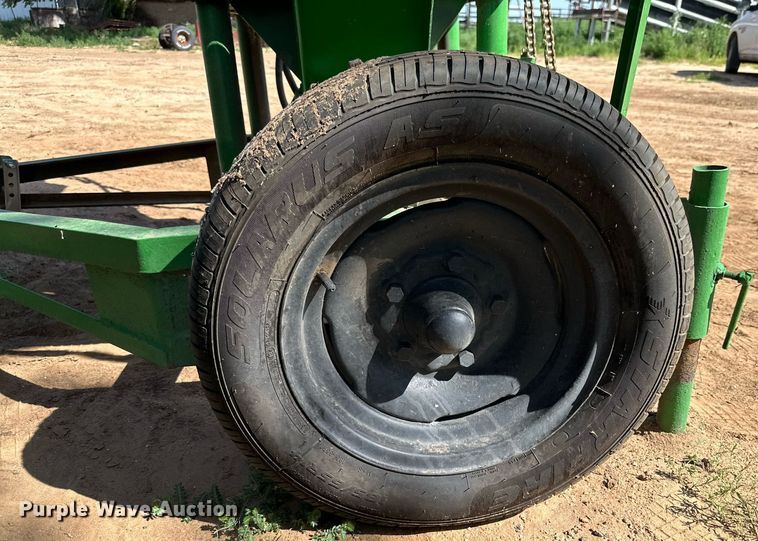 image for item KM9853 Henke Machine  feed grinder/mixer