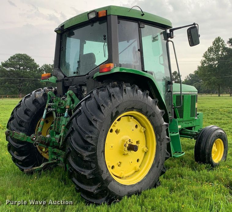 image for item LH9759 1993 John Deere 6400  tractor