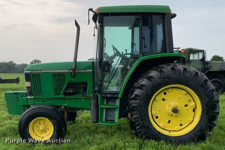 image for item LH9759 1993 John Deere 6400  tractor