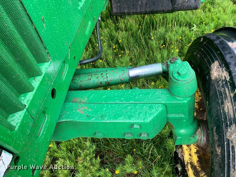 image for item LH9759 1993 John Deere 6400  tractor