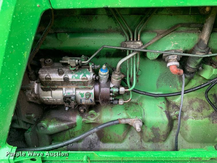 image for item LH9759 1993 John Deere 6400  tractor