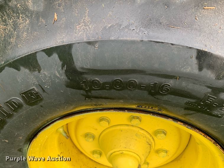 image for item LH9759 1993 John Deere 6400  tractor