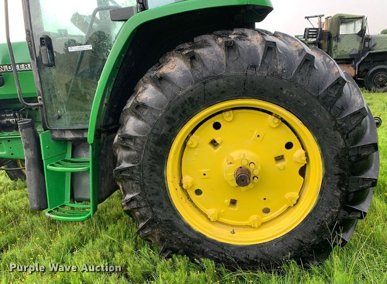 image for item LH9759 1993 John Deere 6400  tractor