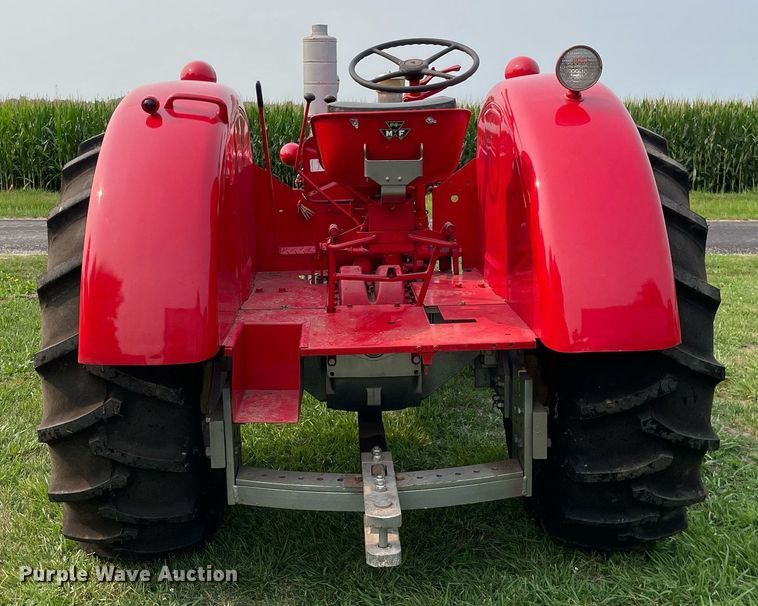 image for item LJ9778 1960 Massey  Ferguson 98  tractor