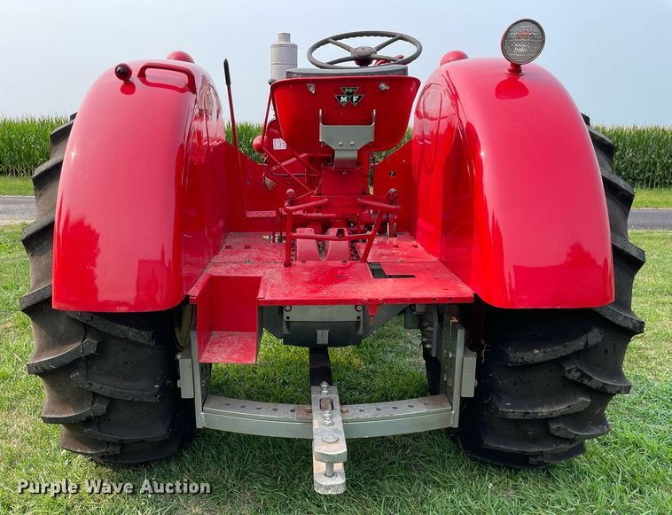 image for item LJ9778 1960 Massey  Ferguson 98  tractor