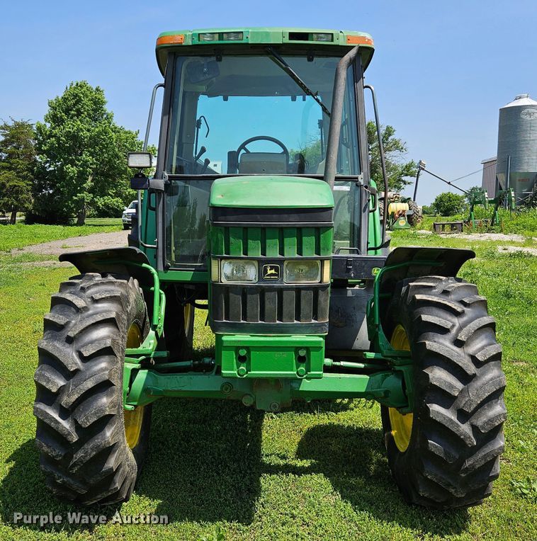 image for item LL9229 John Deere 6410  MFWD tractor