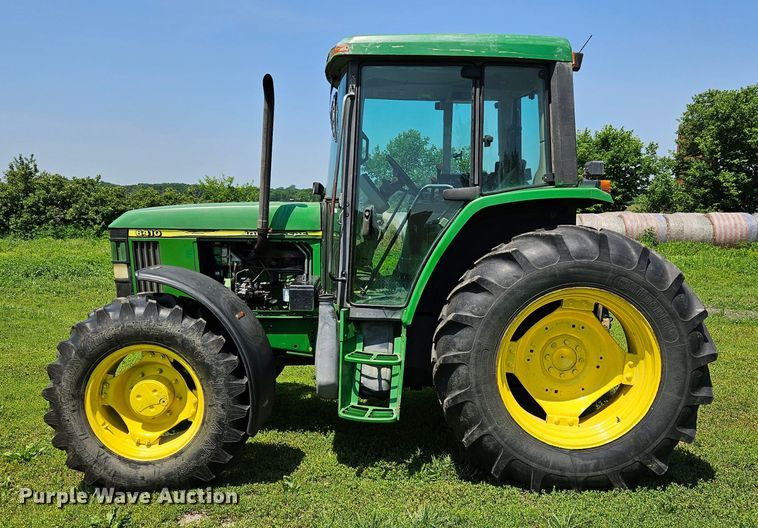 image for item LL9229 John Deere 6410  MFWD tractor