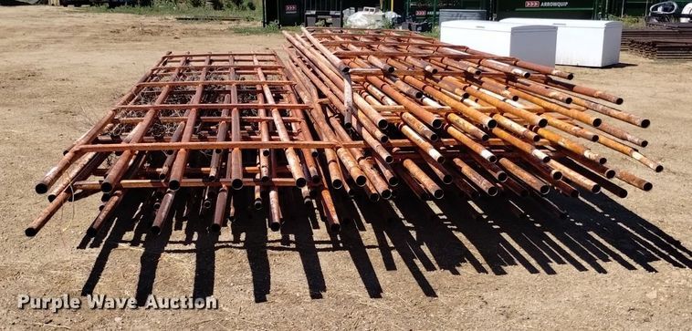 image for item LP9642 (19) continuous fence panels