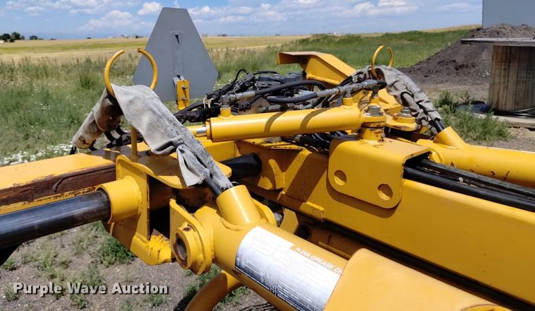 image for item LP9650 Vermeer R24A  hay rake