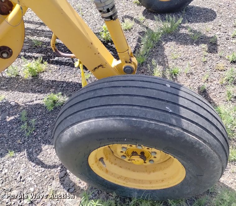 image for item LP9650 Vermeer R24A  hay rake