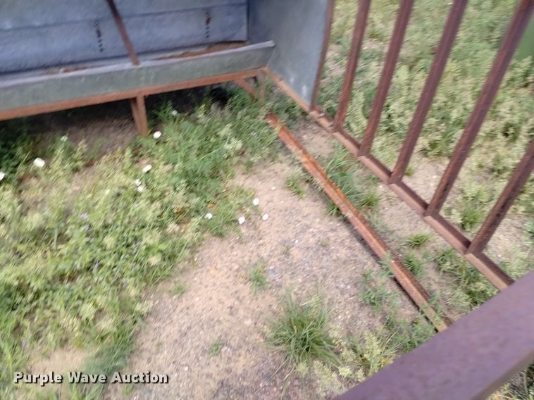 image for item LP9653 Livestock equipment