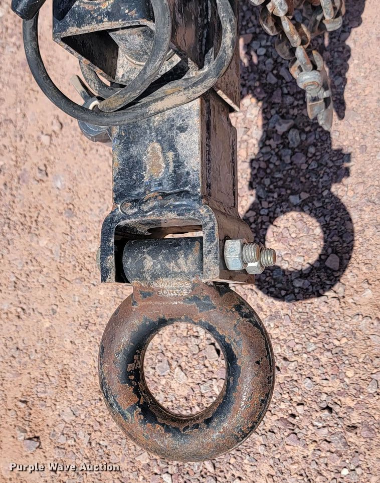 image for item LQ9049 2014 Capello Quasar F12  corn head with trailer