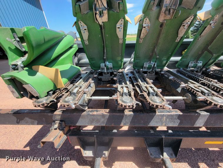 image for item LQ9049 2014 Capello Quasar F12  corn head with trailer