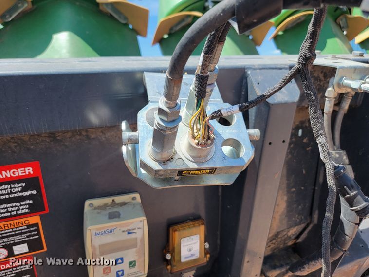 image for item LQ9049 2014 Capello Quasar F12  corn head with trailer