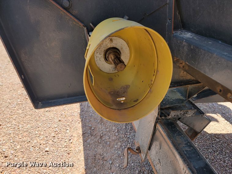 image for item LQ9049 2014 Capello Quasar F12  corn head with trailer