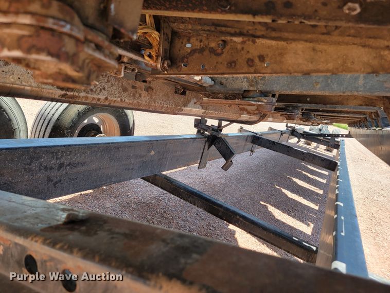 image for item LQ9049 2014 Capello Quasar F12  corn head with trailer