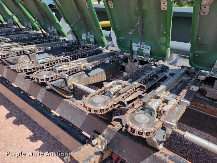 image for item LQ9049 2014 Capello Quasar F12  corn head with trailer