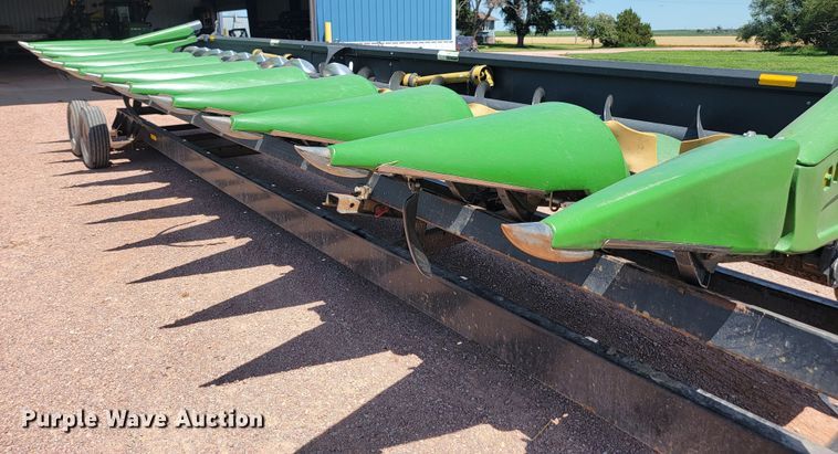 image for item LQ9049 2014 Capello Quasar F12  corn head with trailer