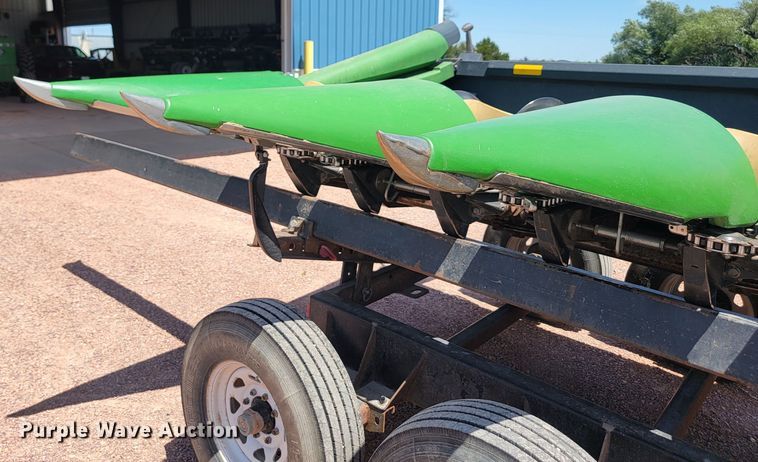 image for item LQ9049 2014 Capello Quasar F12  corn head with trailer