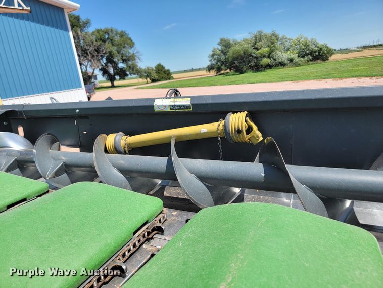 image for item LQ9049 2014 Capello Quasar F12  corn head with trailer